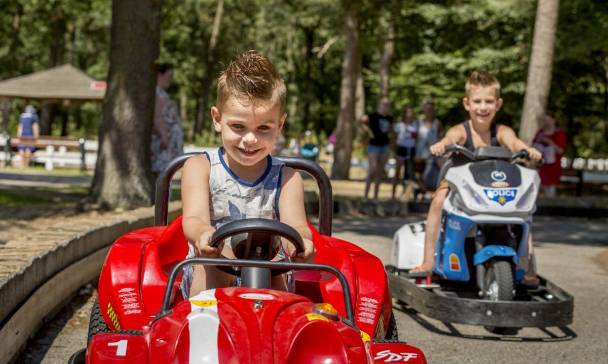 Vakantiepark De Bergen Wanroij - Safaritent Kültér fotó